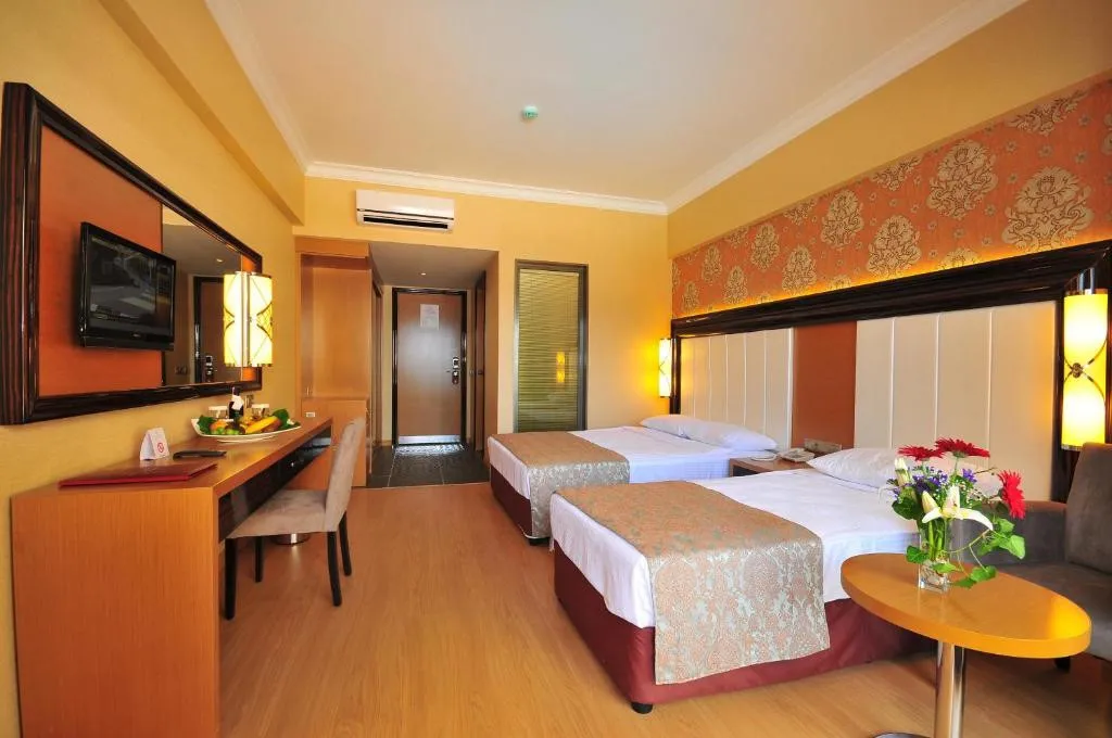 GOLDEN ROCK BEACH HOTEL