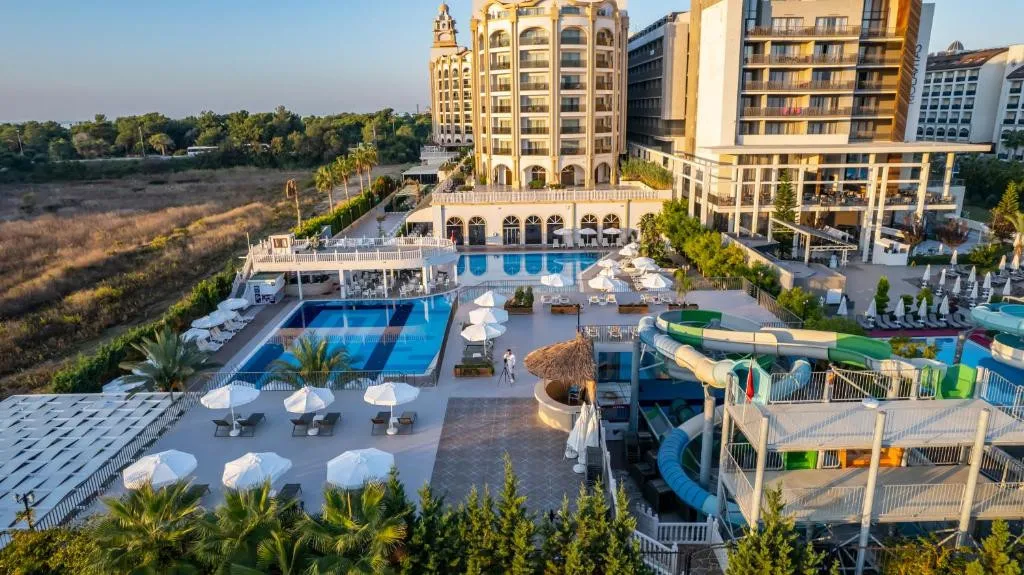 JADORE DELUXE HOTEL & SPA