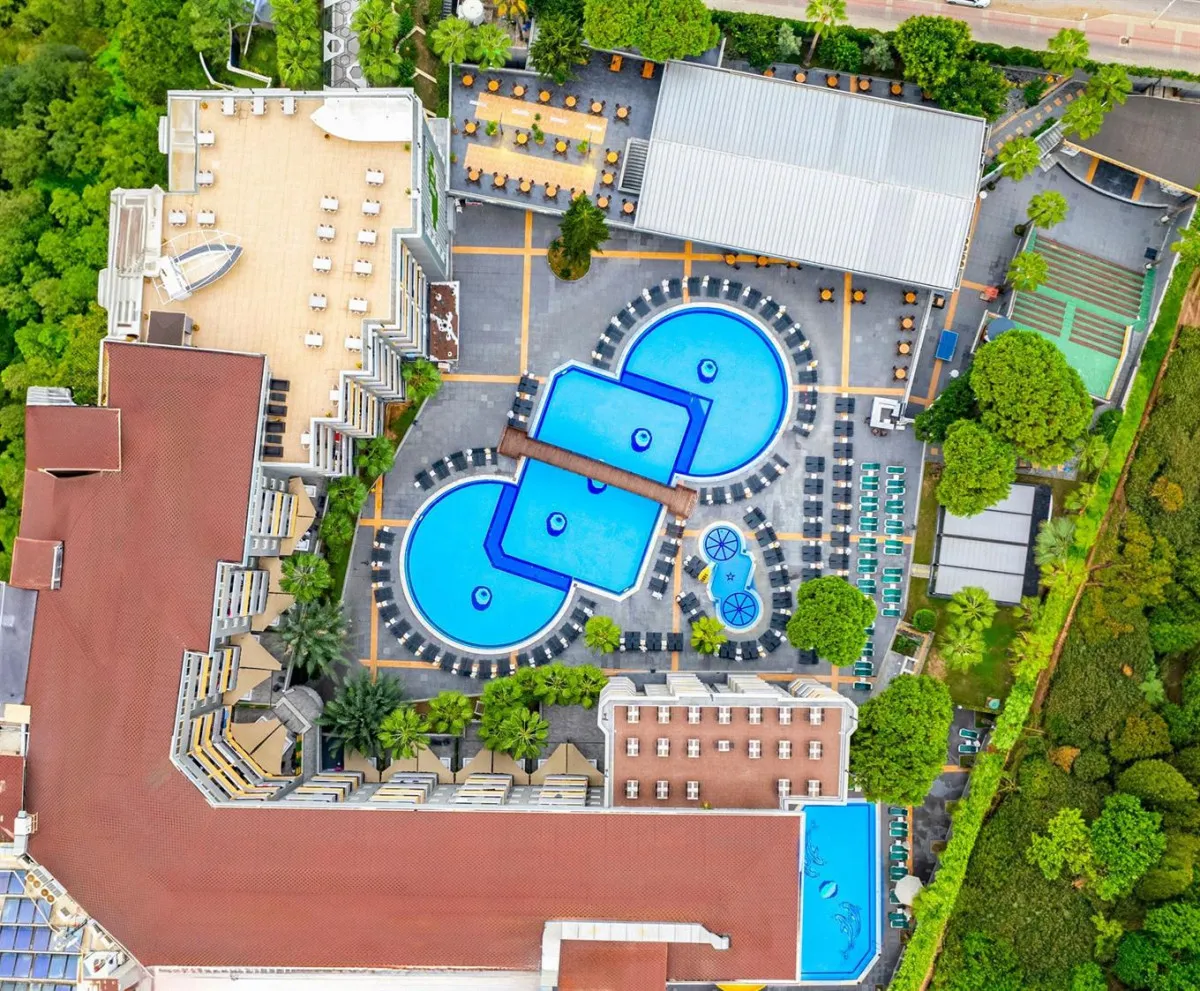 SENZA HOTELS GRAND SANTANA