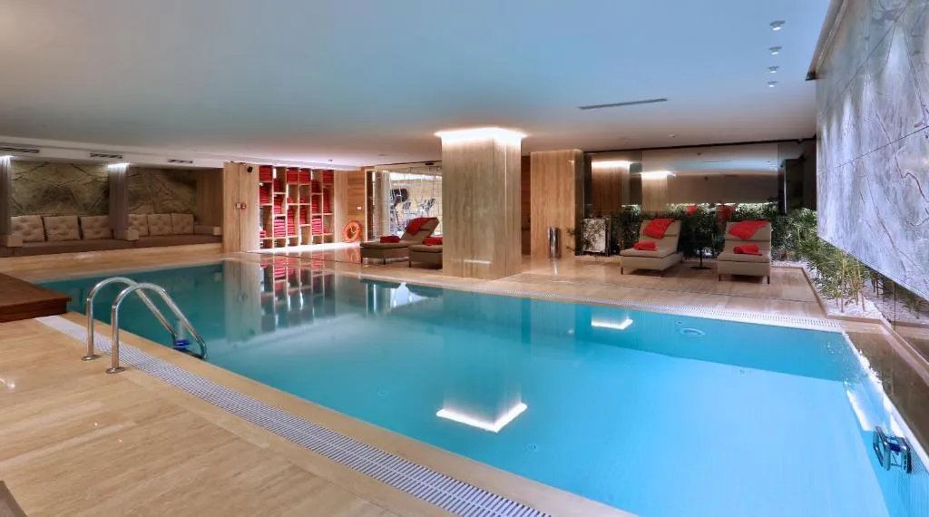 DOSSO DOSSI HOTELS DOWNTOWN