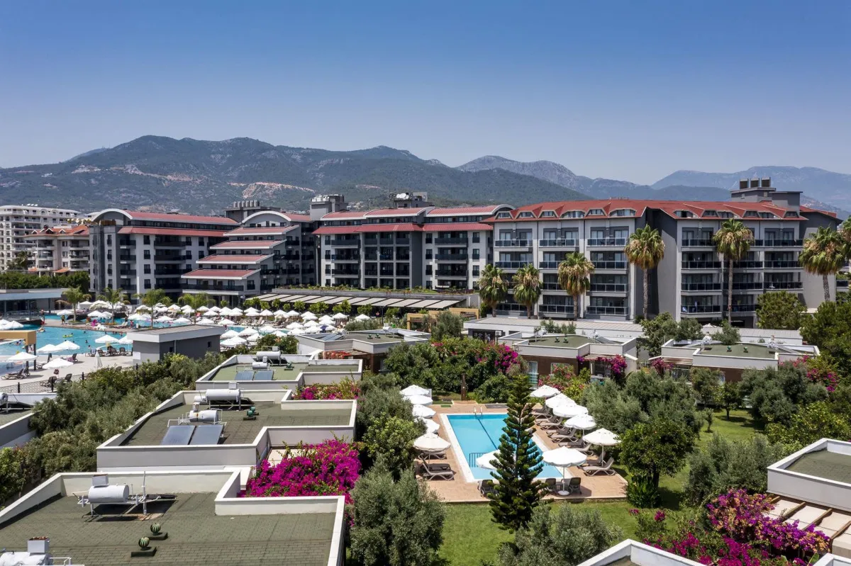 GREEN GARDEN RESORT HOTEL