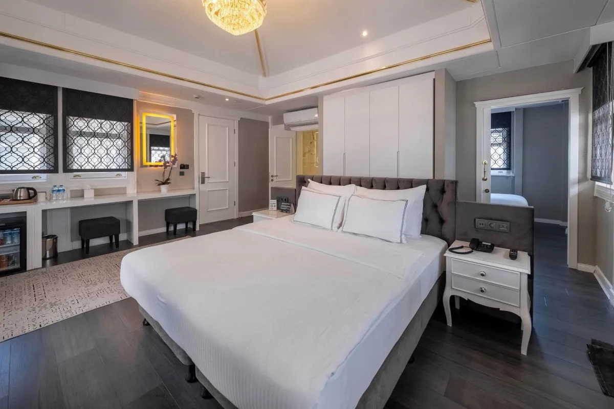 LOOP HOTEL BOSPHORUS ISTANBUL