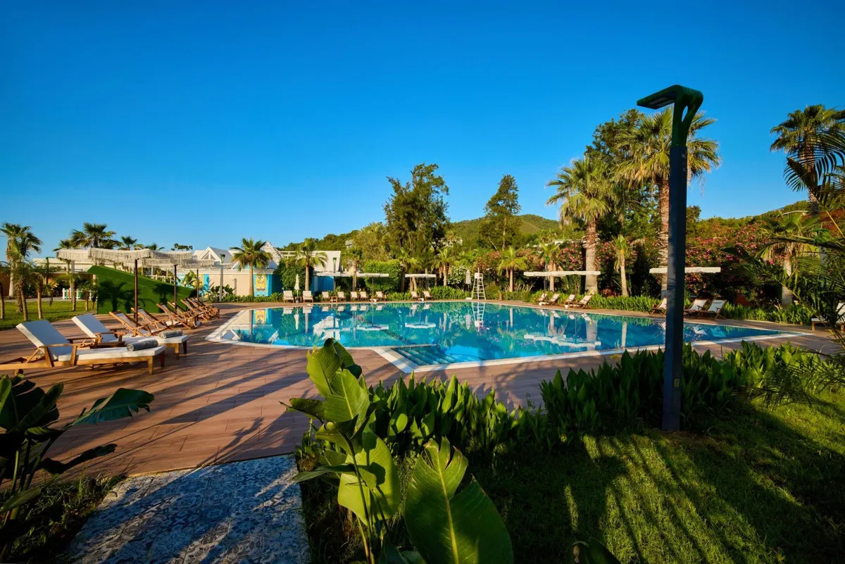 MOVENPICK HOTEL ANTALYA TEKIROVA (EX.ROYAL DIWA TEKIROVA RESORT)