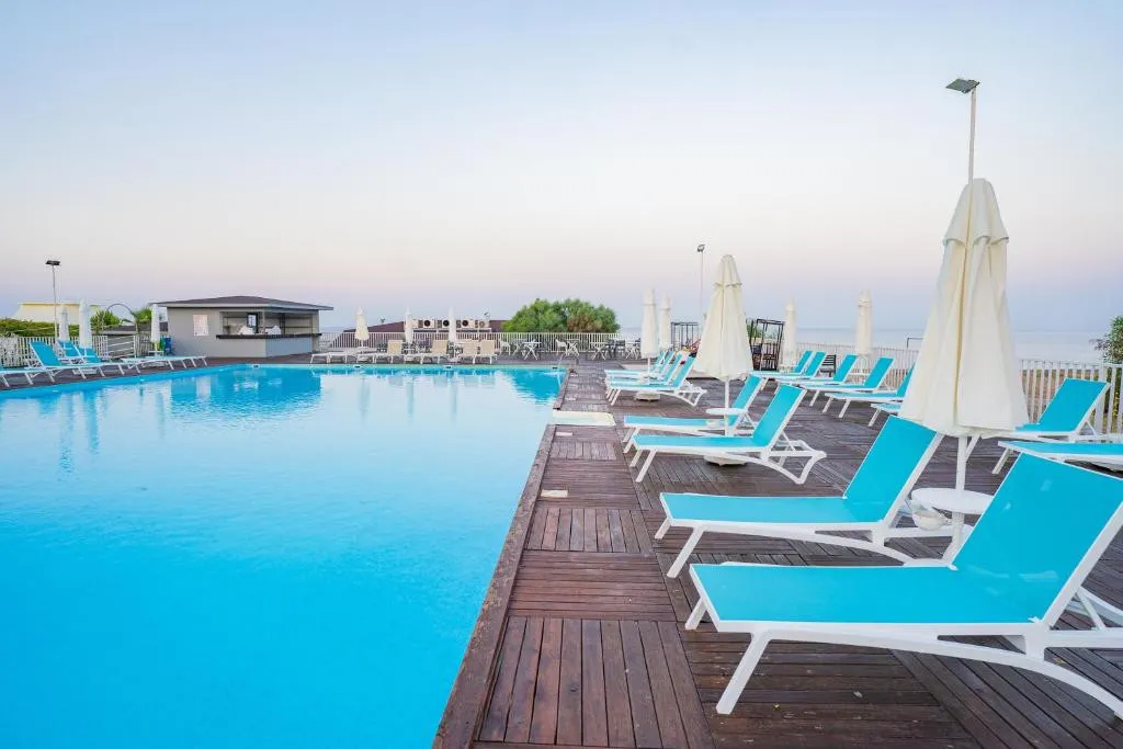 MASTER FAMILY CLUB (EX. ASKA COSTA HOLIDAY CLUB)