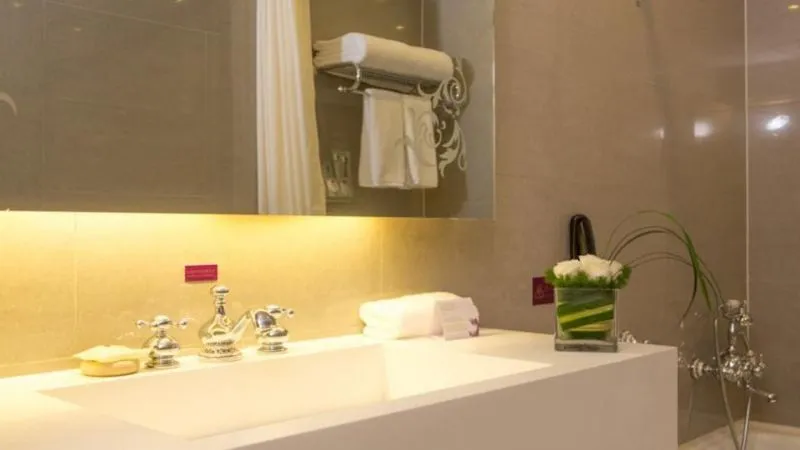 GRAND MERCURE URUMQI HUALING (EX.HUALING)