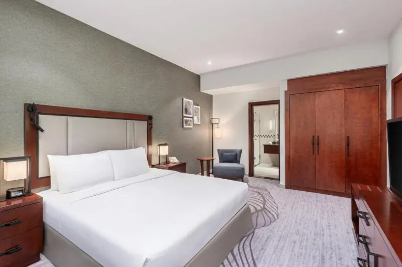 DOUBLETREE BY HILTON RAS AL KHAIMAH CORNICHE & RESIDENCE