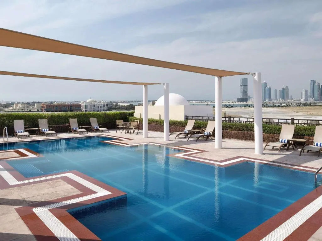 MOVENPICK HOTEL APARTMENTS AL MAMZAR