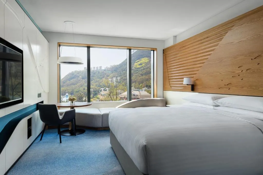 HONG KONG OCEAN PARK MARRIOTT HOTEL