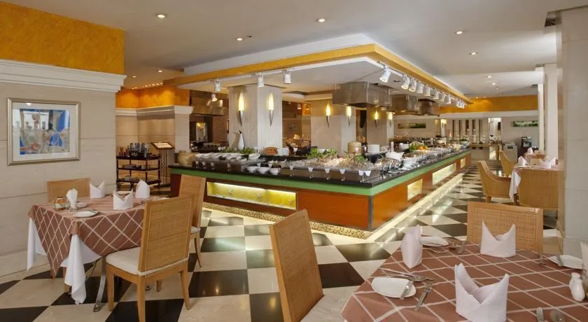 HOLIDAY INN SEA VIEW QINHUANGDAO