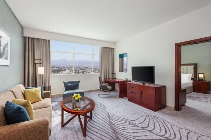 DOUBLETREE BY HILTON RAS AL KHAIMAH CORNICHE & RESIDENCE