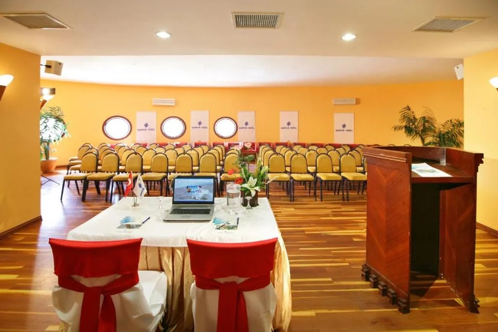 SAPHIR HOTEL & VILLAS