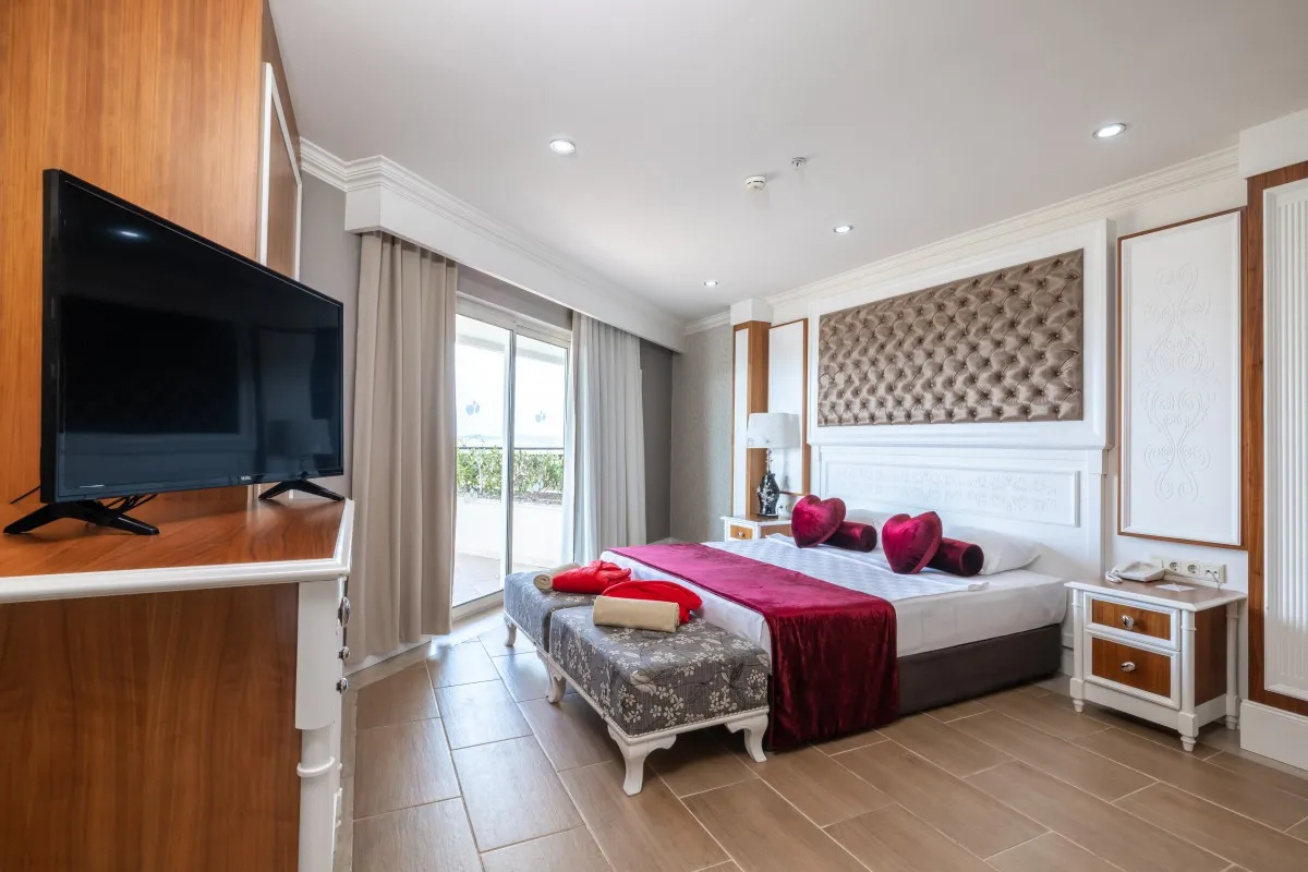 CRYSTAL SUNSET PEARL COLLECTION (EX. CRYSTAL SUNSET LUXURY RESORT & SPA)