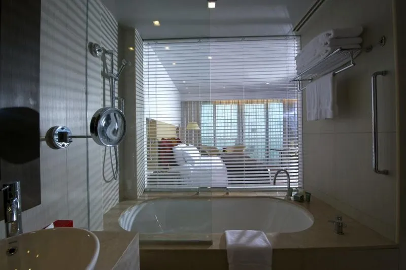CROWNE PLAZA ABU DHABI YAS ISLAND