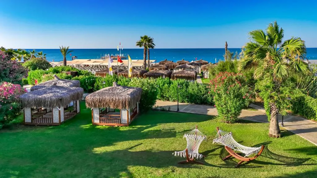 PORT NATURE LUXURY RESORT HOTEL & SPA