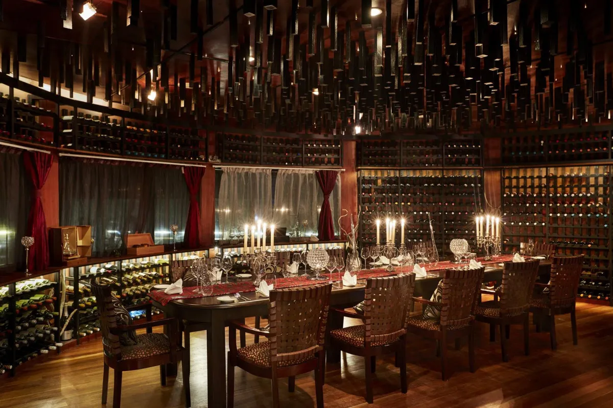 THE SUN SIYAM IRU FUSHI (EX. IRU FUSHI BEACH & SPA)