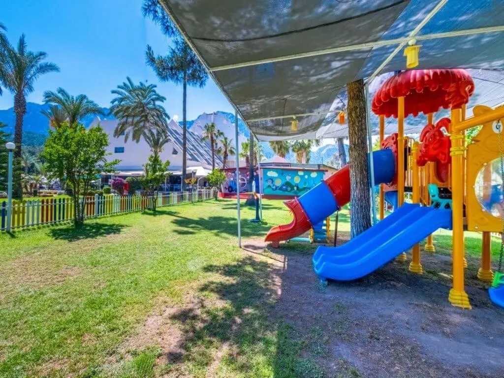 QUEENS PARK RESORT GOYNUK