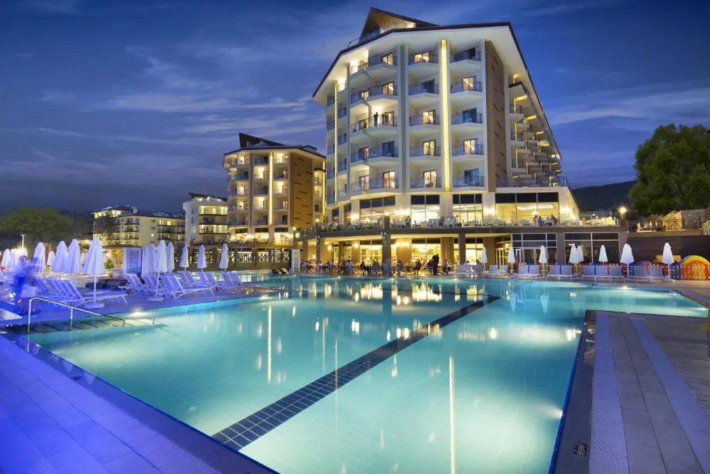 RAMADA RESORT BY WYNDHAM KUSADASI & GOLF