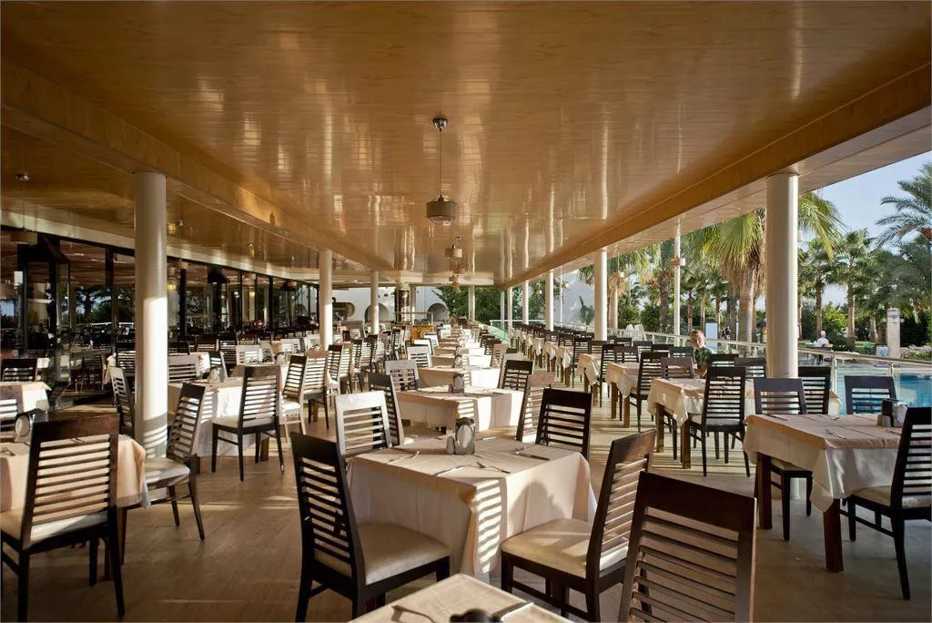 MC BEACH RESORT