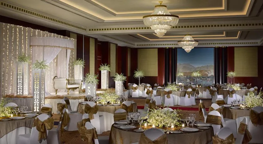 DUSIT DUBAI