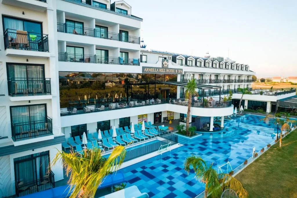 ARMELLA HILL HOTEL
