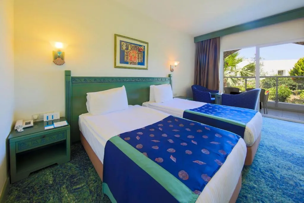 SALMAKIS RESORT & SPA