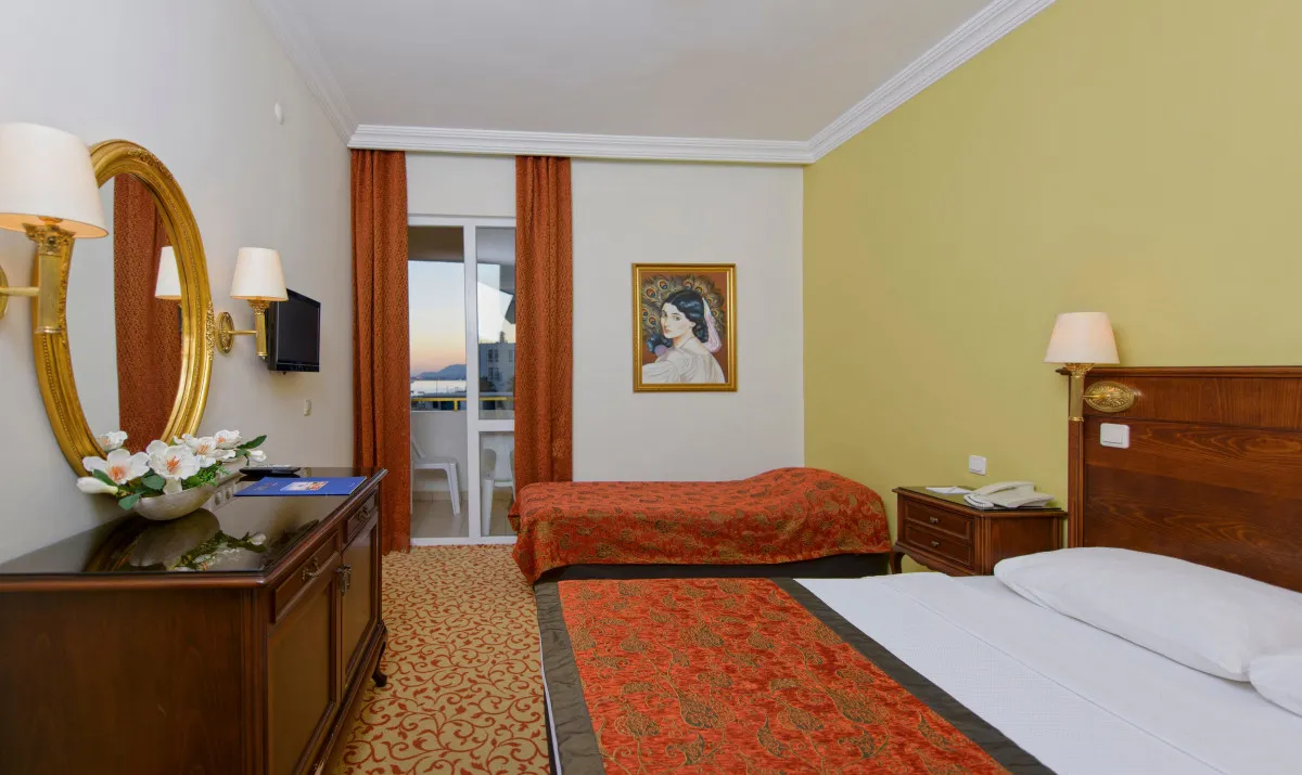 ANTIQUE ROMAN PALACE MUSEUM HOTEL ADULTS ONLY 16+