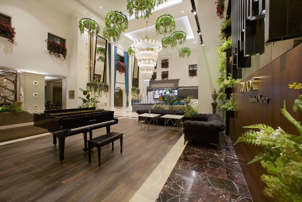 RAMADA HOTEL & SUITES MERTER