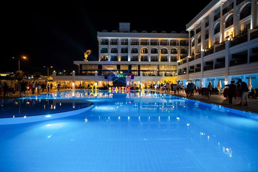 SUNTHALIA HOTELS & RESORTS ADULTS ONLY 16+ PARTY HOTEL