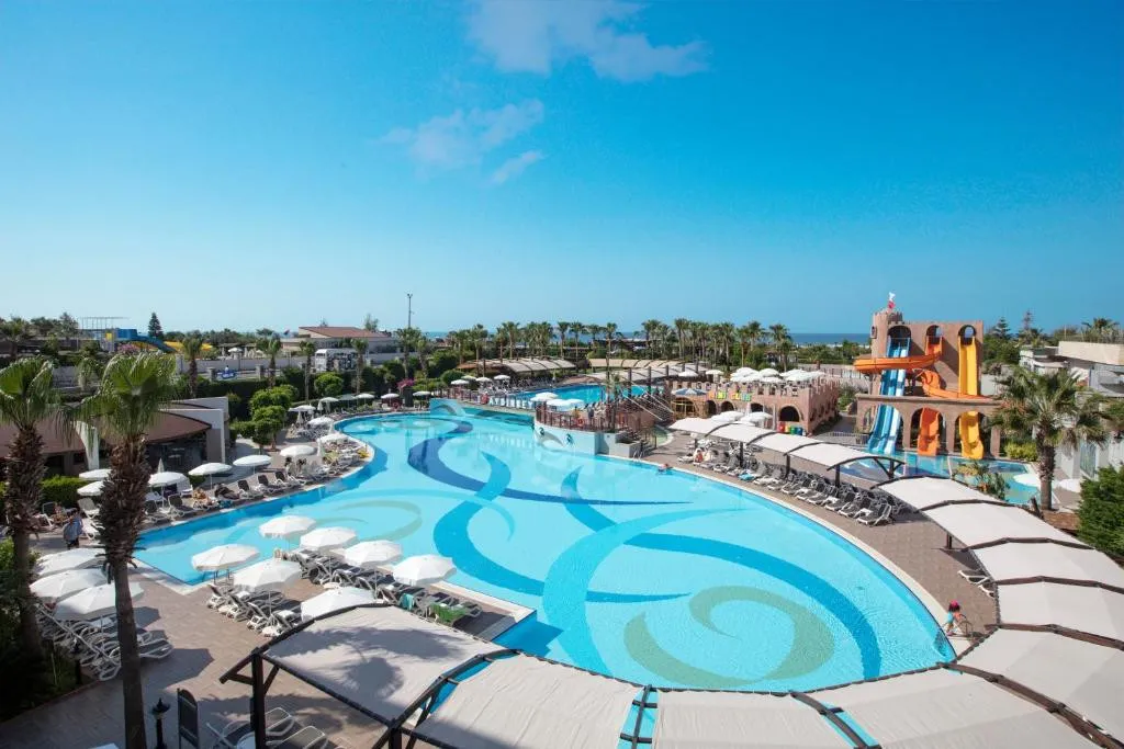 AYDINBEY KINGS PALACE & SPA