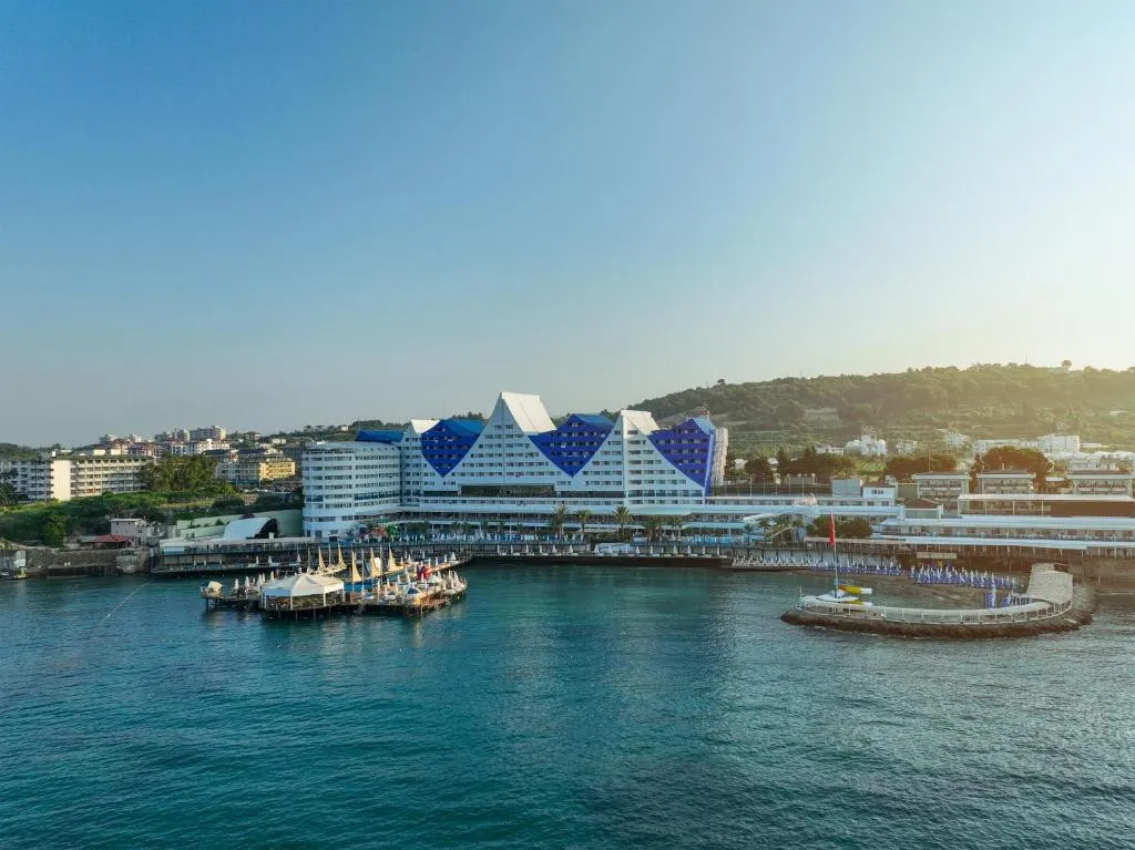 ORANGE COUNTY RESORT HOTEL ALANYA