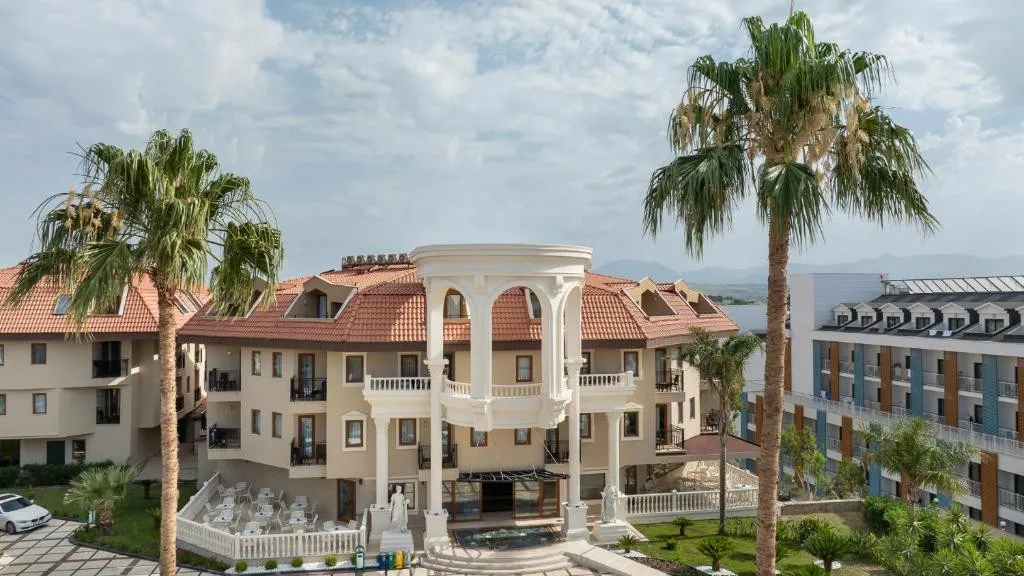 NUMA CLUB SIDE HOTEL
