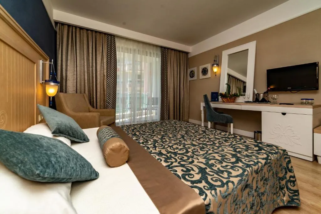 SEAMELIA BEACH RESORT & SPA