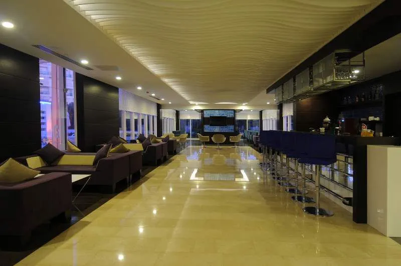SENTIDO GOLDEN BAY