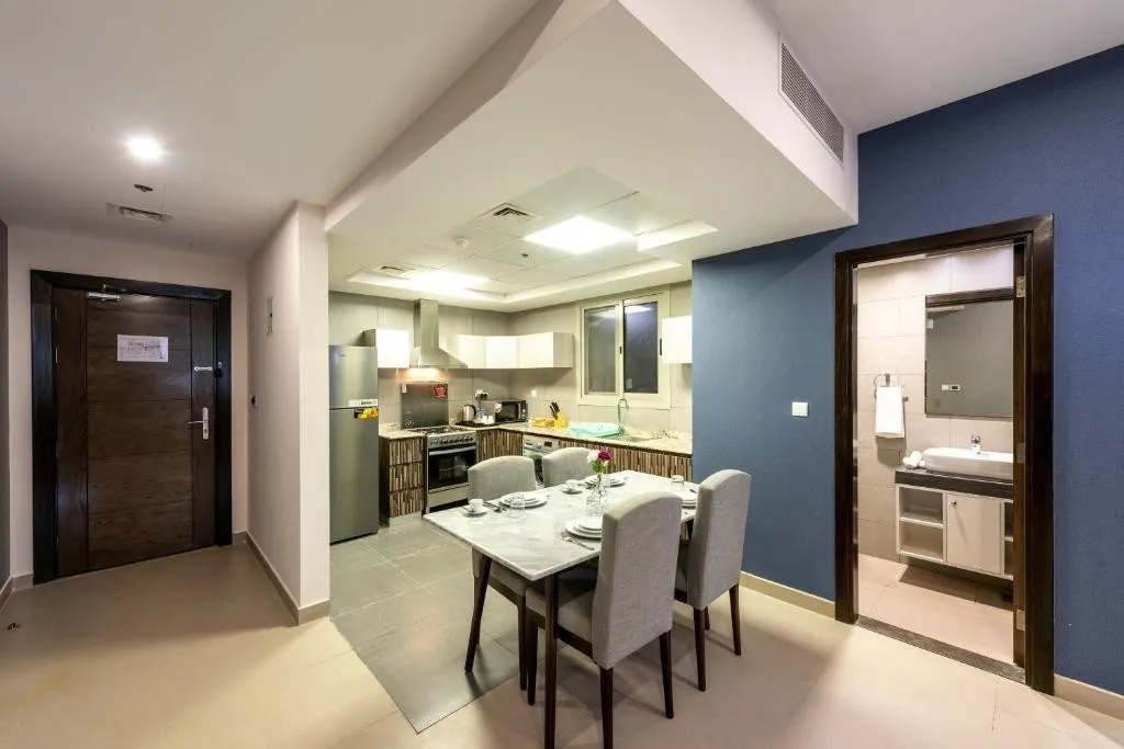 LUXE GRAND HOTEL APARTMENTS