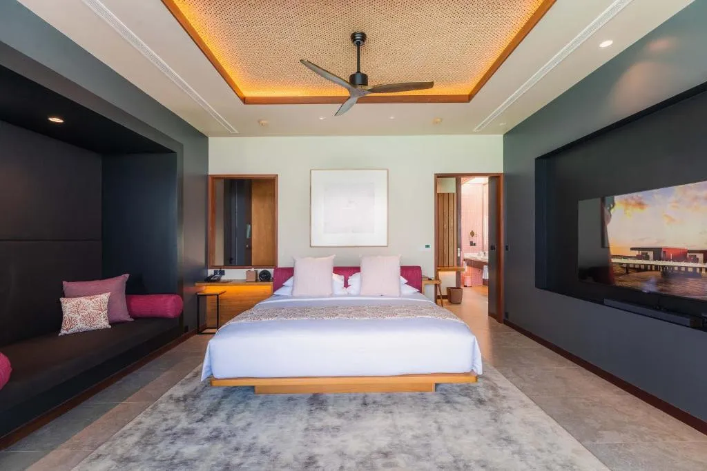 VELIGANDU ISLAND RESORT & SPA