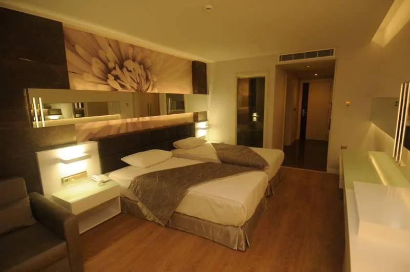 SENTIDO GOLDEN BAY
