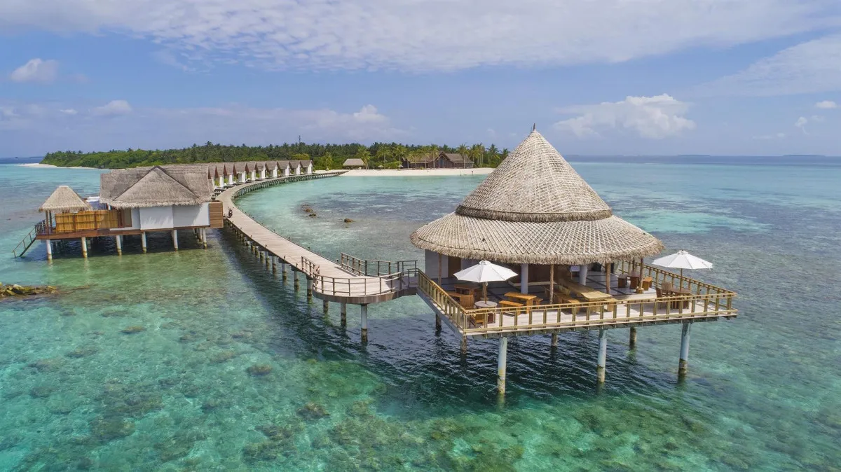 FURAVERI ISLAND RESORT & SPA