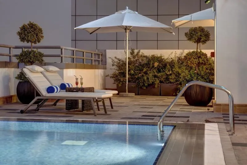 ROYAL CONTINENTAL SUITES BUSINESS BAY