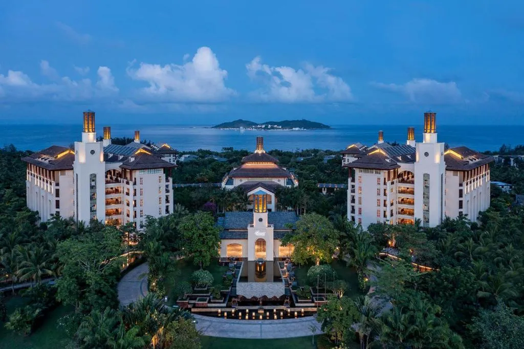 FAIRMONT SANYA HAITANG BAY