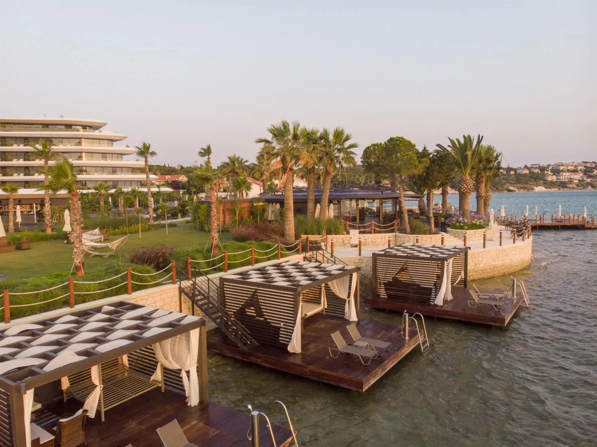 REGES A LUXURY COLLECTION RESORT & SPA