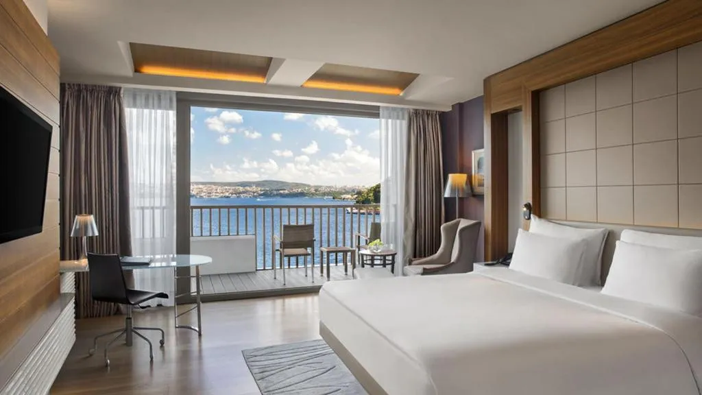 THE GRAND TARABYA