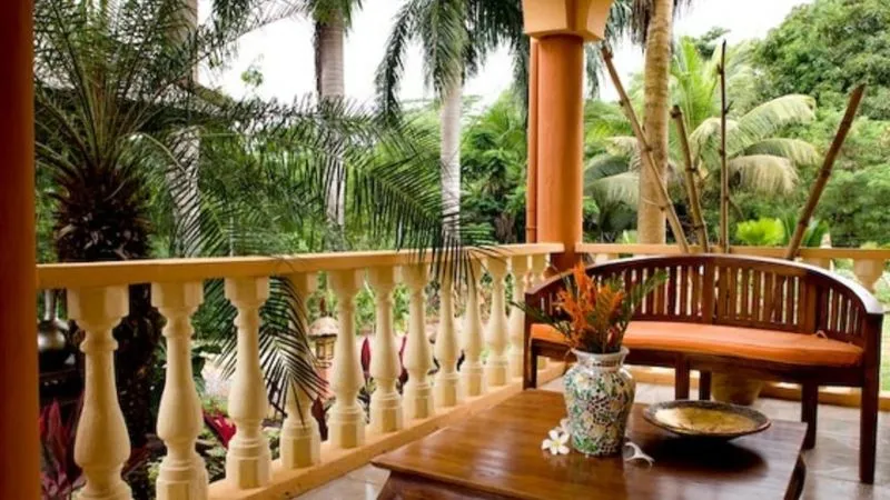 ROYAL BAY VILLA