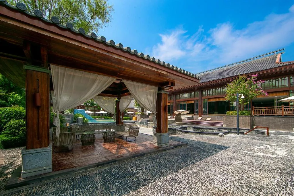 ANGSANA XIAN LINTONG