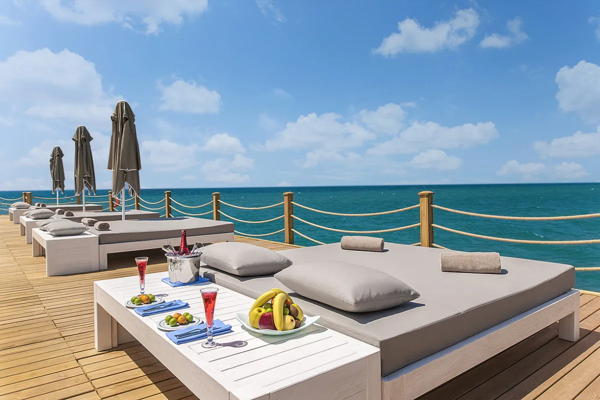SIRENE SUITES & VILLAS