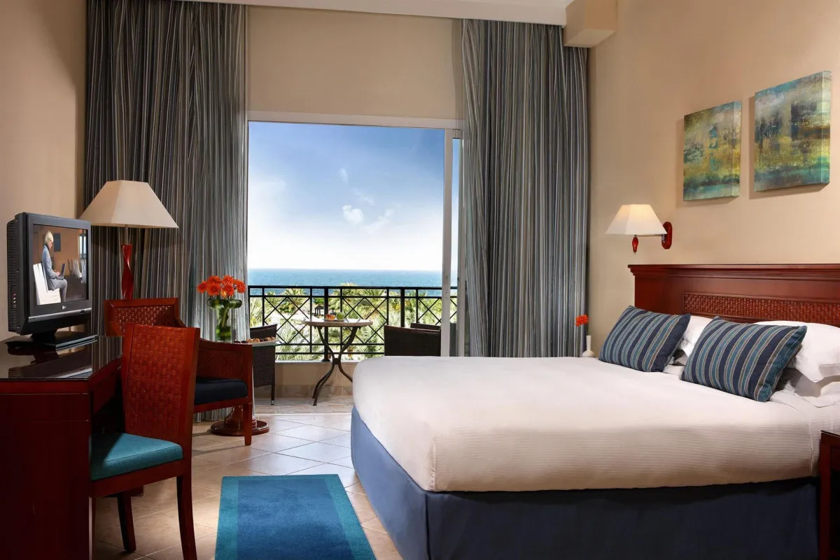 FUJAIRAH ROTANA RESORT & SPA AL AQAH BEACH