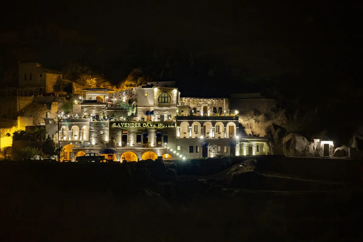 LAVENDER CAVE HOTEL