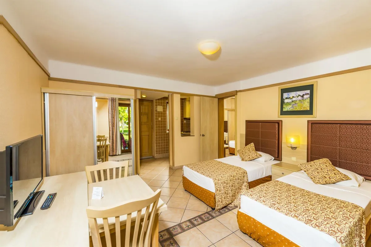 VON RESORT GOLDEN BEACH (EX. VON CLUB GOLDEN BEACH)