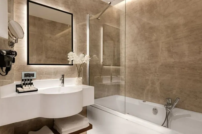 GLEAM COLLECTION HOTEL