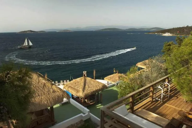 SHAMANA HOTEL & SPA