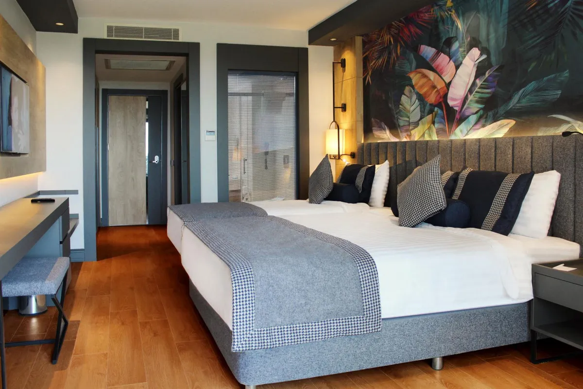ALARCHA HOTELS & RESORTS